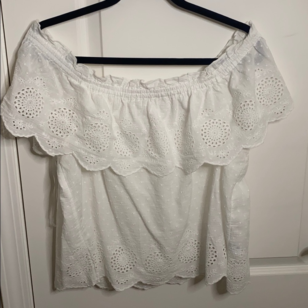Off the shoulder white top/blouse
